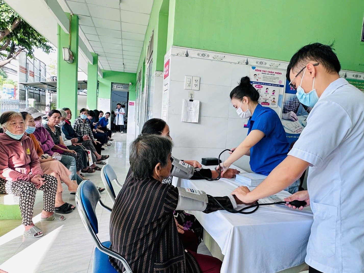 Chung tay kiểm soát tăng huyết áp vì sức khỏe cộng đồng